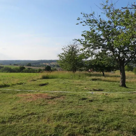 La Grange Du Chapelat *